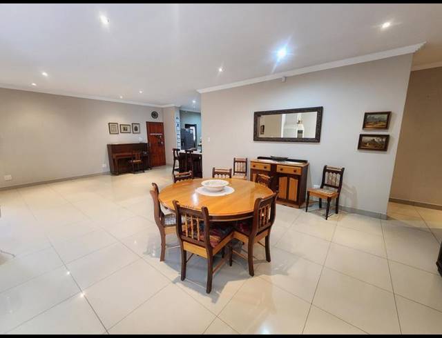 3 BEDROOM HOUSE FOR SALE IN NEW REDRUTH